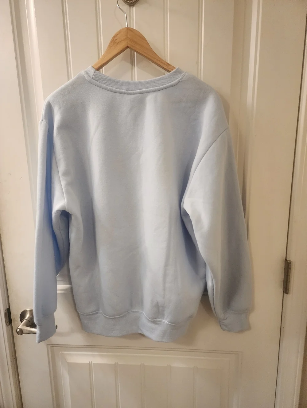 Disney Lilo & Stitch Sweatshirt Blue Crewneck Pullover Size L - Picture 4 of 4